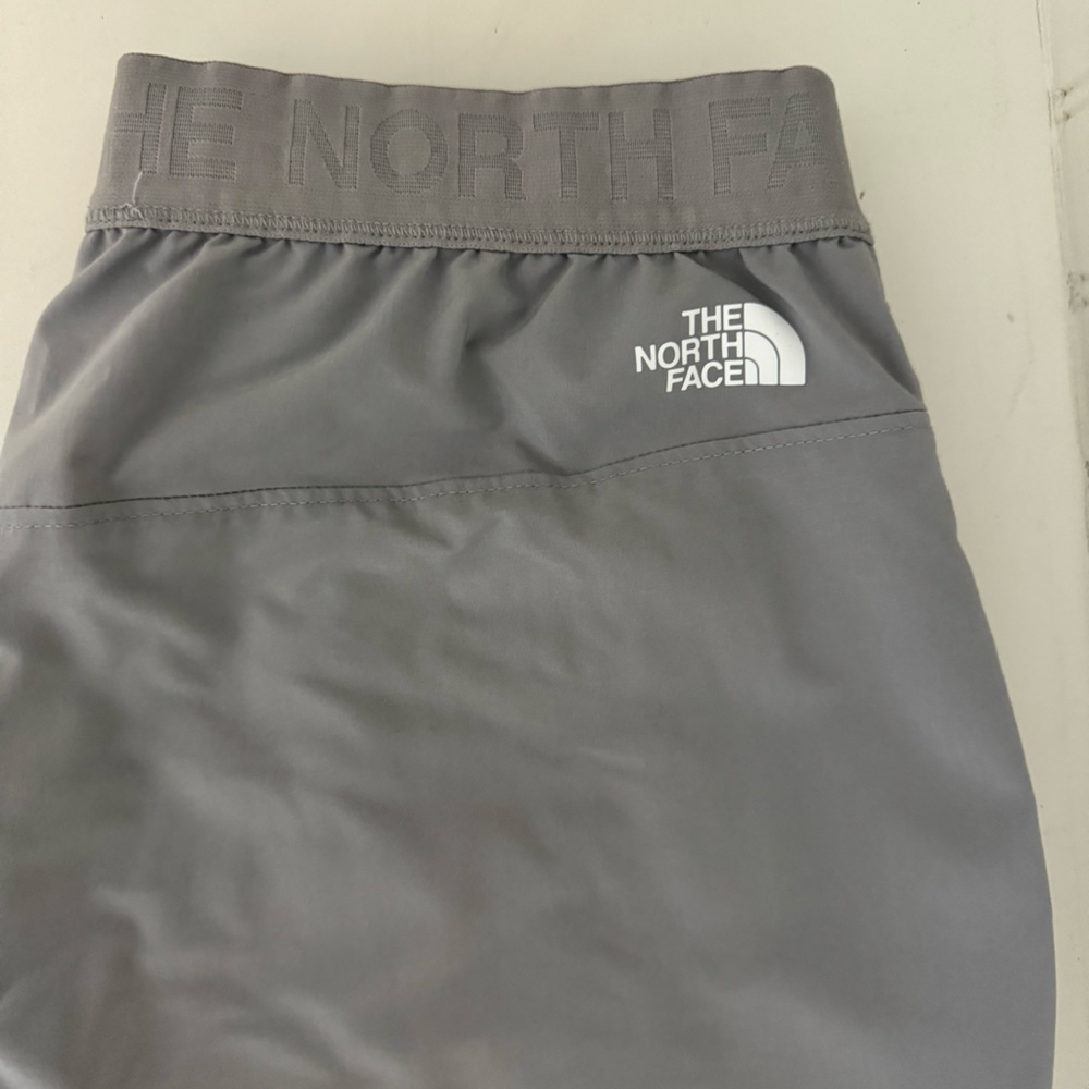 Women’s North Face Joggers